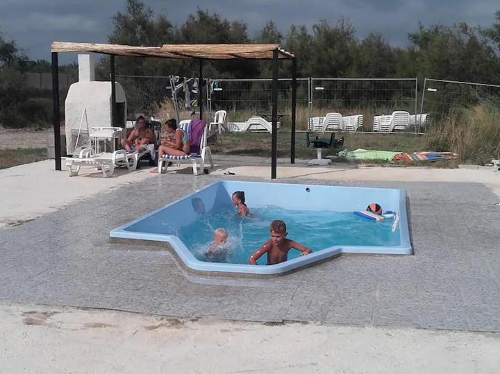Plages De Camargue Et Logement Dans Un Site Calme De Reve Arles Exterior foto
